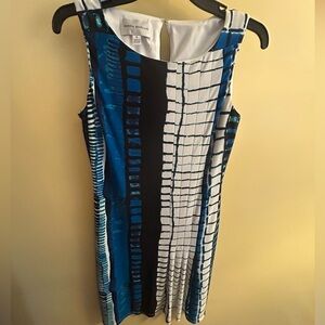 Donna Morgan Elegant Blue and Black Dress Sleeveless/Flare, A Line, Patterned